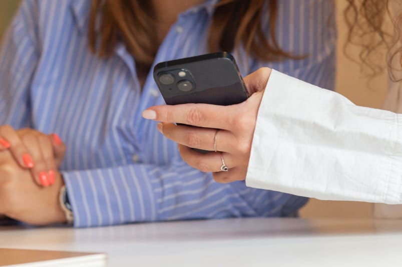 telefoon in hand