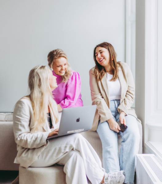 regeltante pinterest uitbesteden