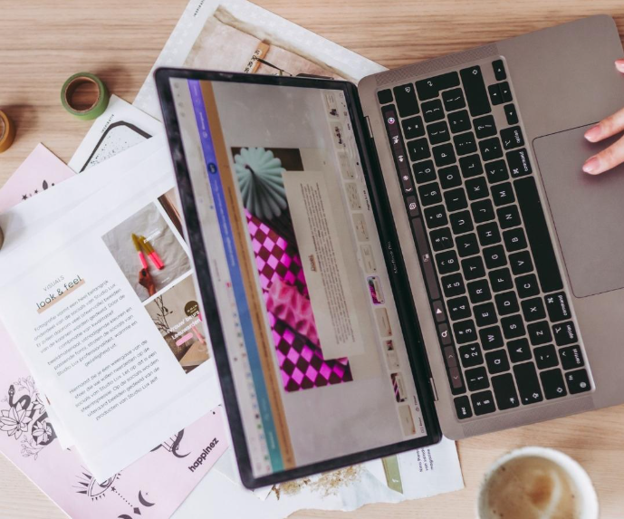 regeltante facebook uitbesteden afbeelding